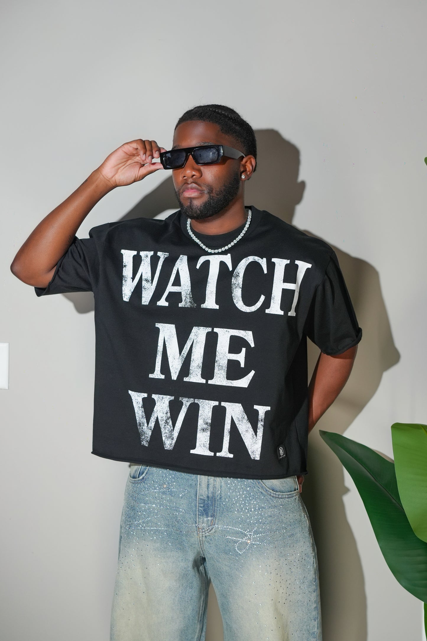 Watch Me Win Crop T-shirt (Black)